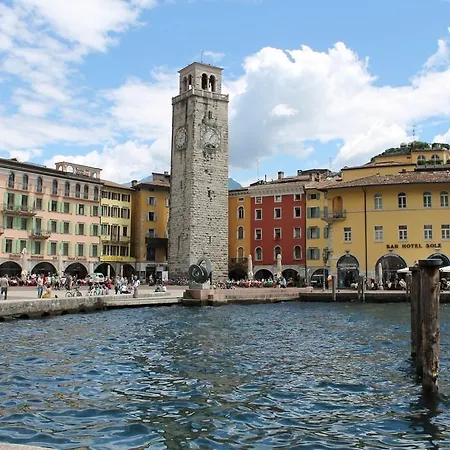 Via Fiume * Riva del Garda