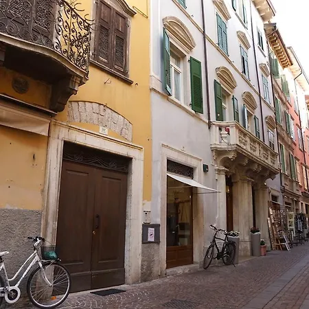 Via Fiume * Riva del Garda